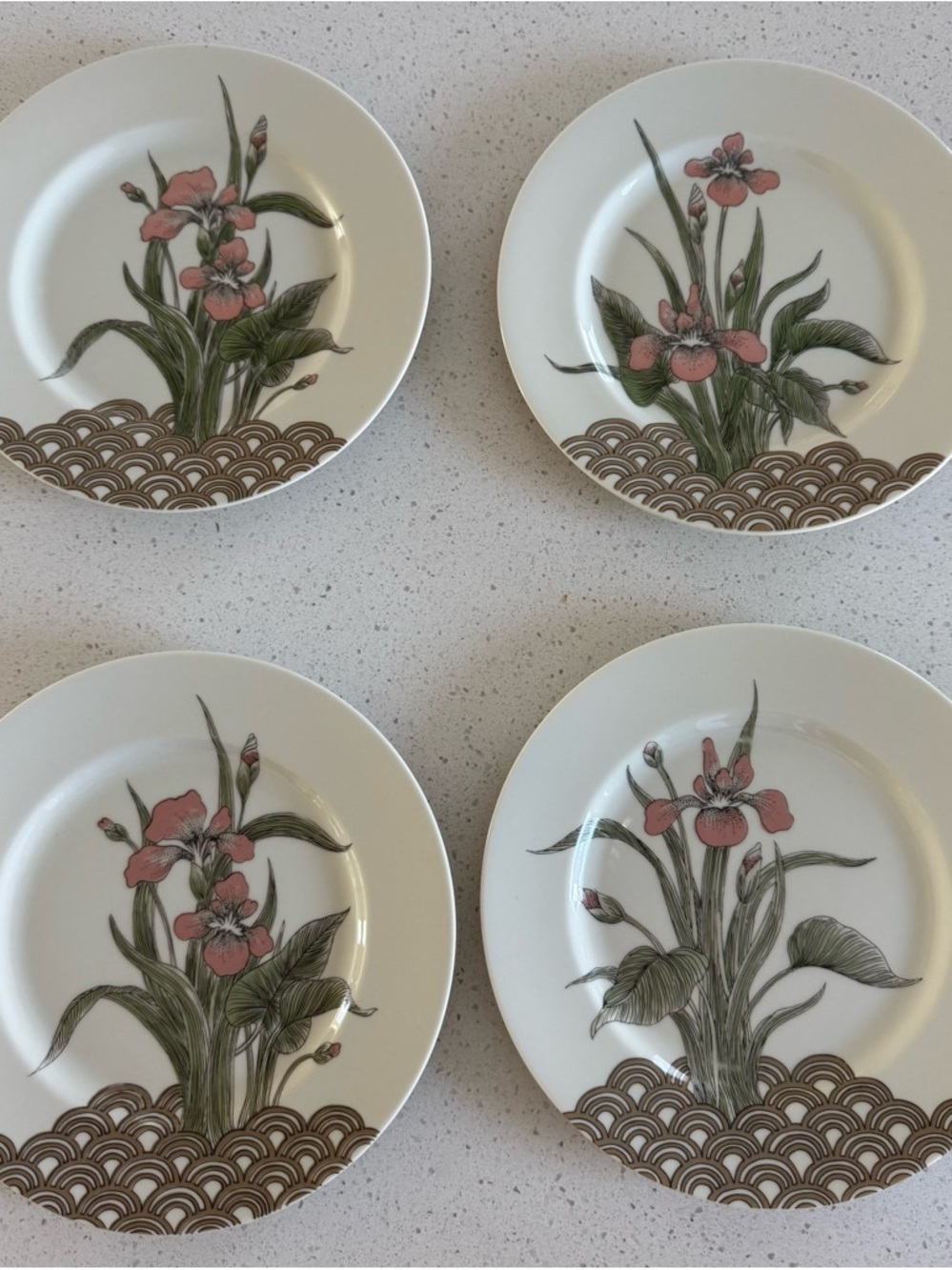 Fitz & Floyd Water Iris All 4 designs dessert / Salad plates 7 1/4”